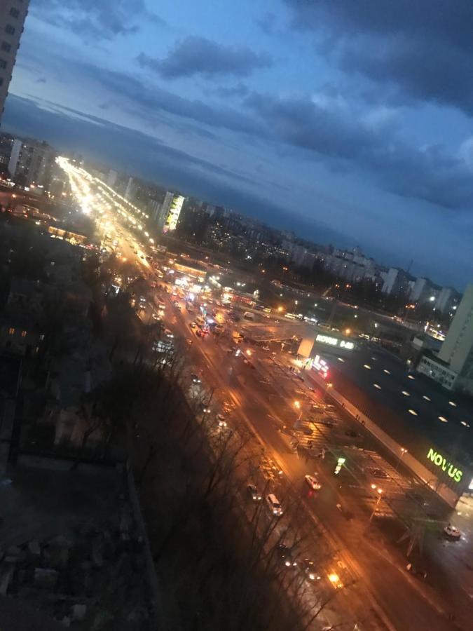 Rent Kiev Apartment 2 Min Metro Chernihivska Exterior photo